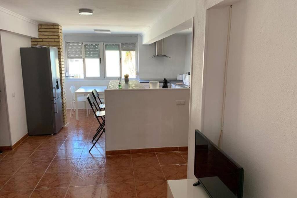 Apartemento Nuevo Cerca Playa Para Familia O Amigos . Isidro Valencia Kültér fotó